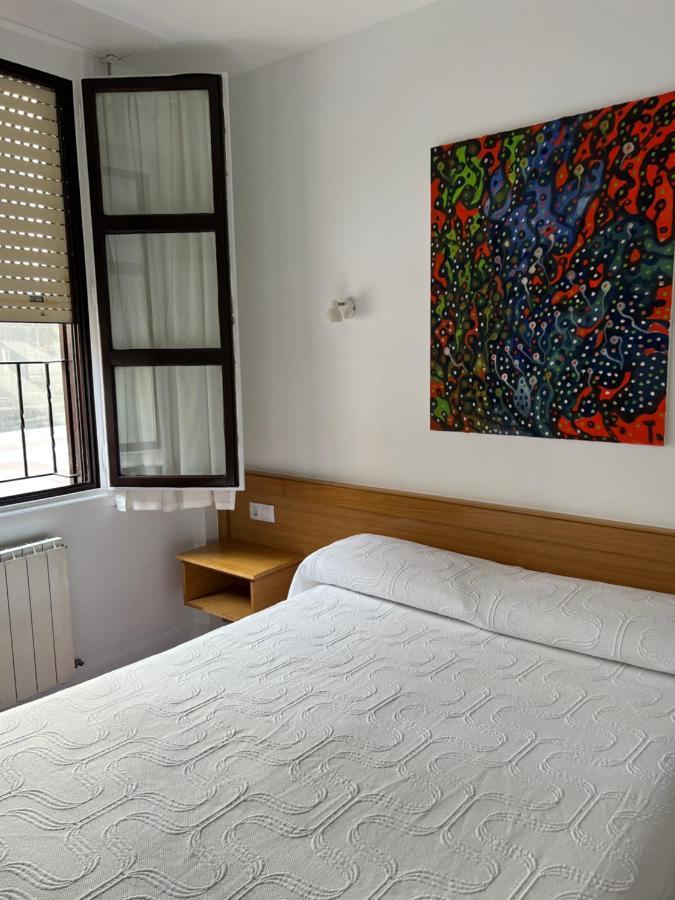 Pension Zeus Barakaldo Exterior foto